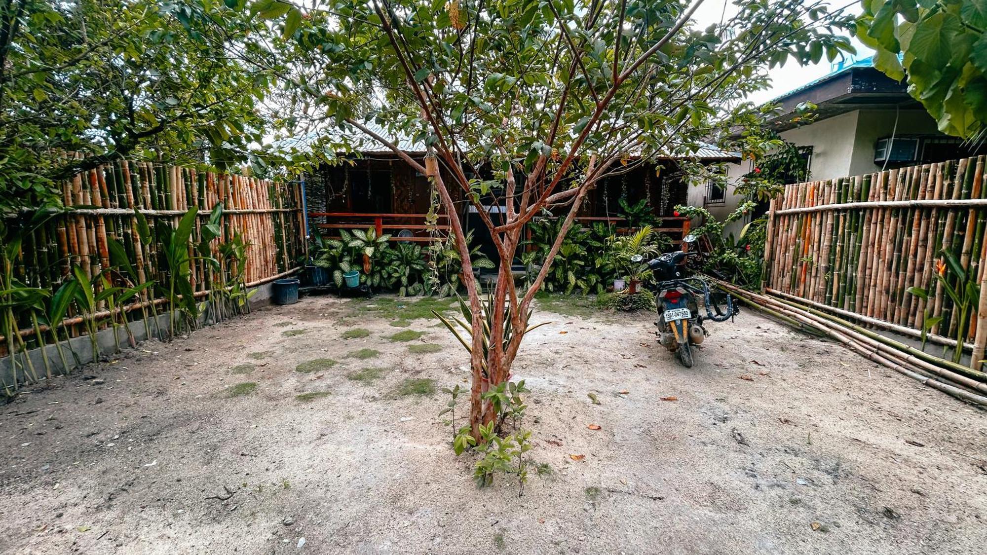 Islo Hut Kaliwa Hotel General Luna  Exterior foto